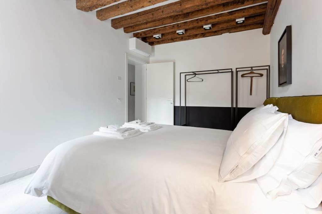 Dimora San Lorenzo Luxury Apartment Venice Exterior photo